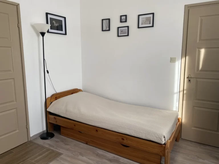 szoba ket kulon aggyal 768x576