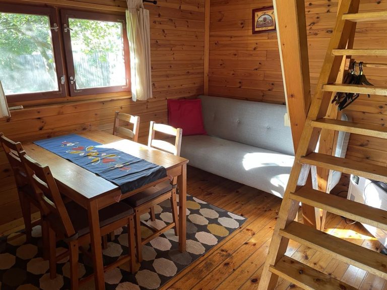 fahaz1.jpgszurke 768x575