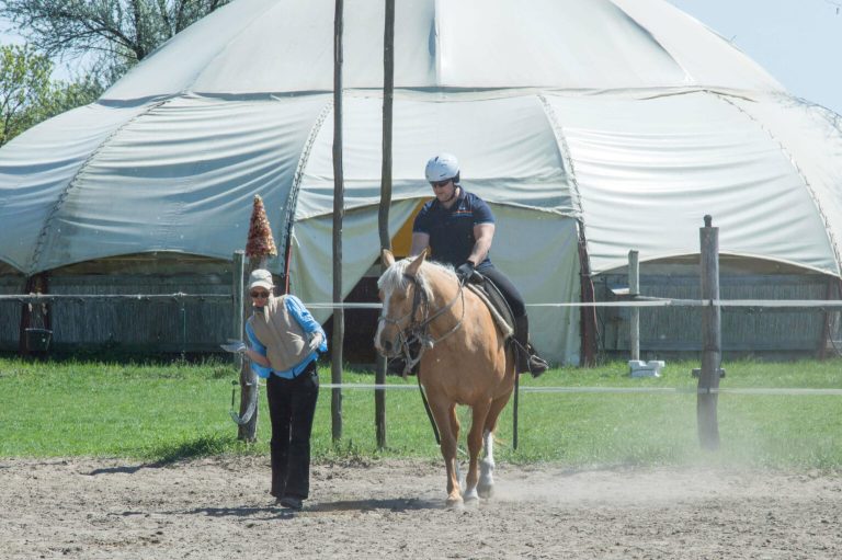 b m 103 1536x1021 1 768x511