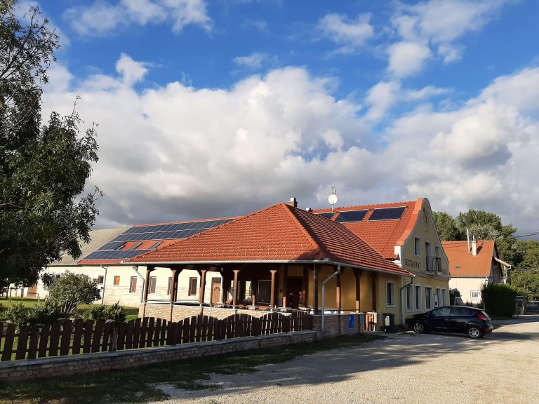 20200926 170300 768x576