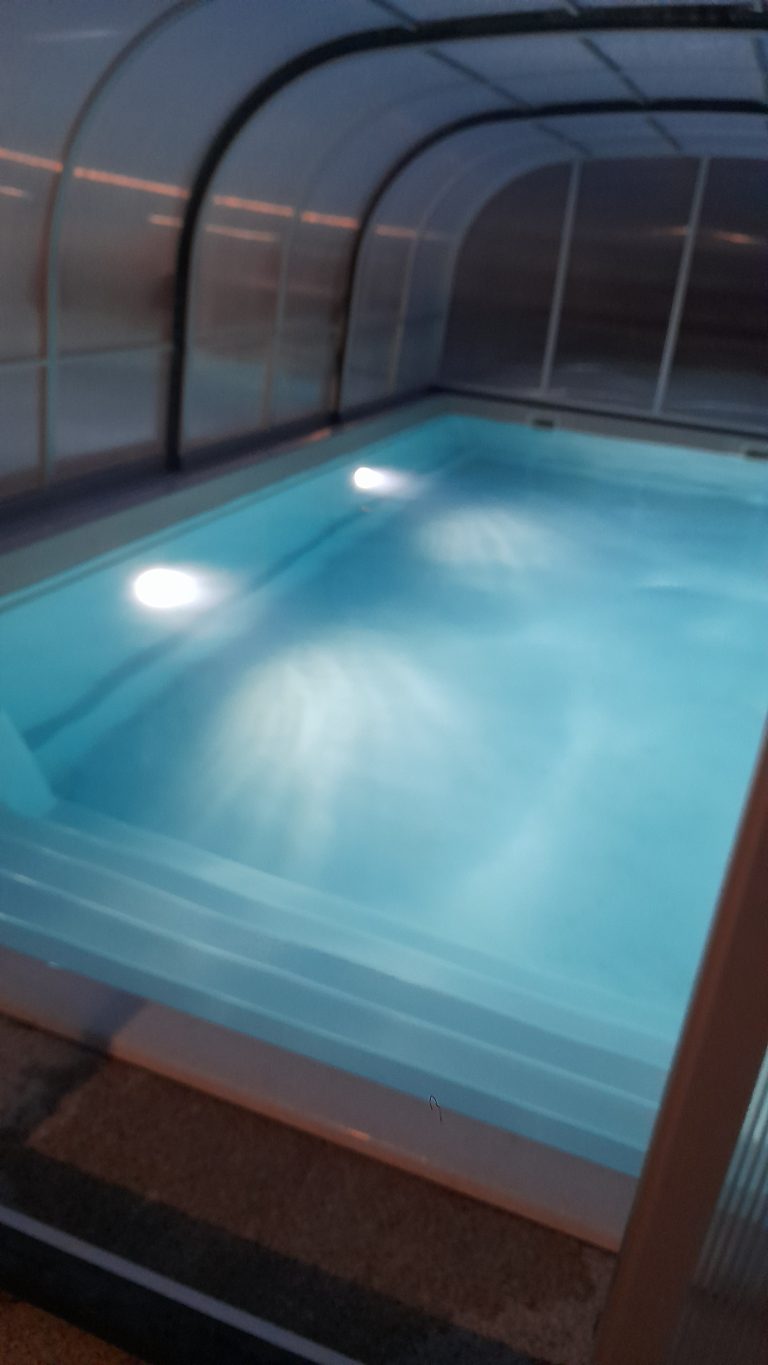 20230422 200859 768x1365