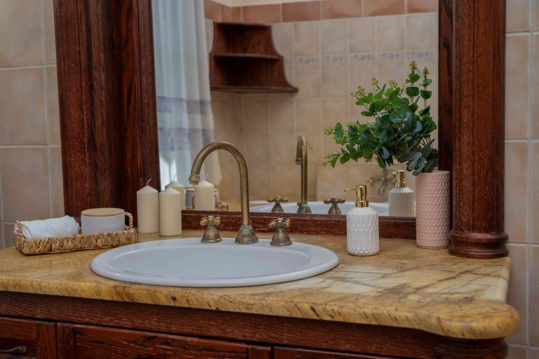 Furdoszoba private bathroom 1 768x512