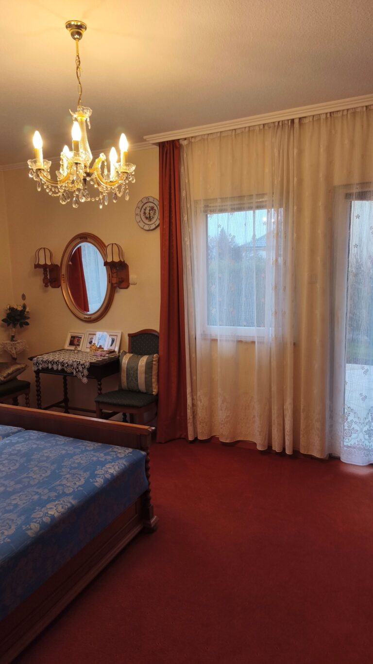 IMG 20251125 134546 768x1365